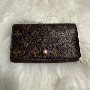 Louis Vuitton Monogram Canvas Continental Wallet in Brown